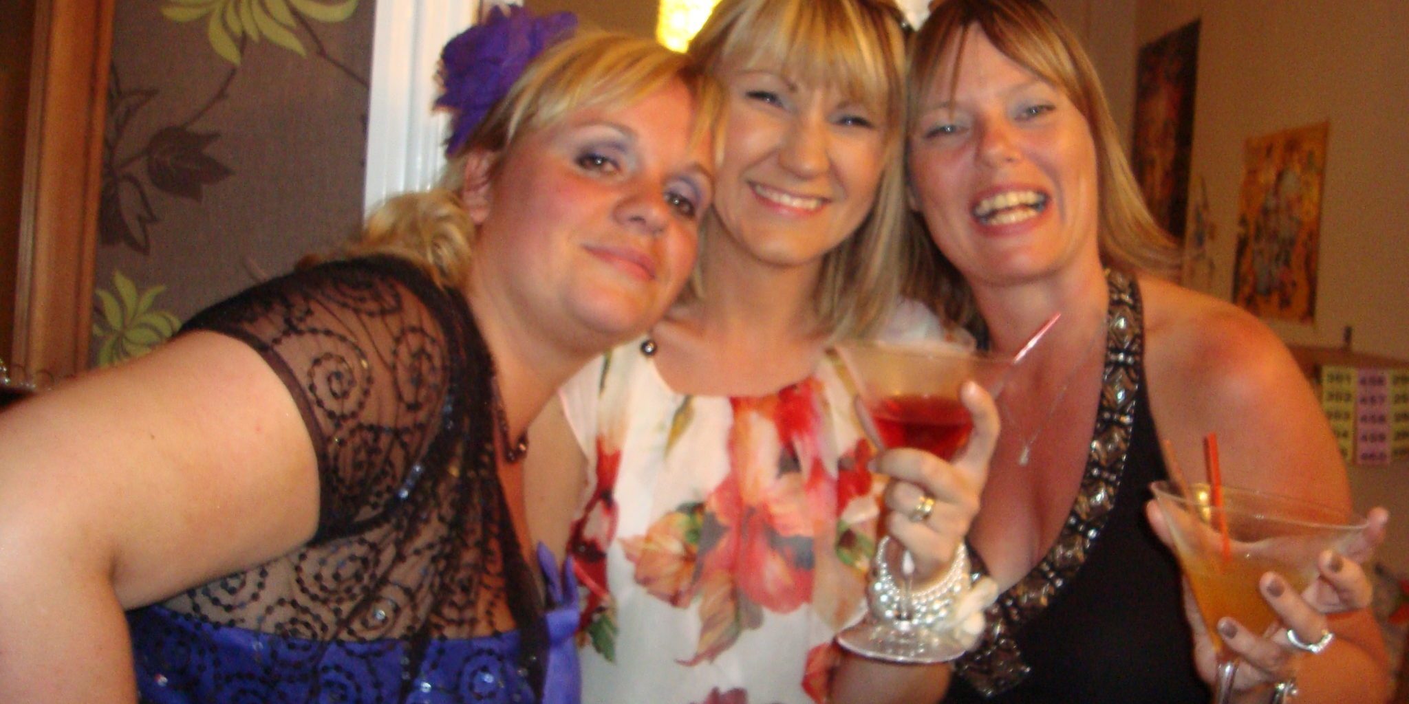 Cocktail party guests Girls night in with cocktails - Leicestershire