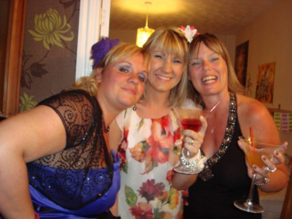 Girls night in with cocktails - Leicestershire