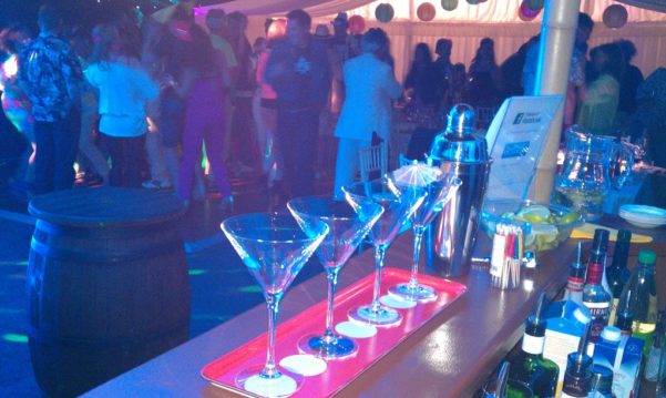 Cocktail bar – ready to go