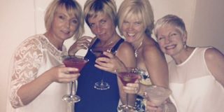 Girls on cocktails – Northamptonshire 4 women with cocktails