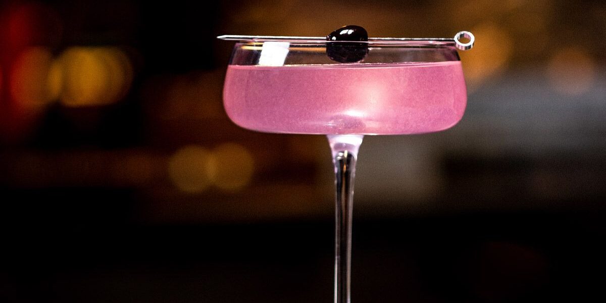 valentines-cocktail pink coloured docktail